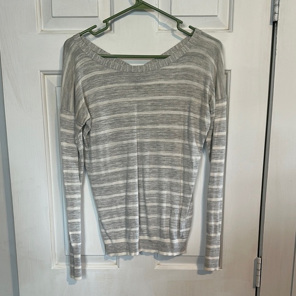 Banana Republic grey and white stripes size small women’s - Picture 1 of 5